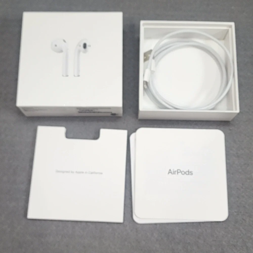 Apple‎ AirPods 2nd Gen with Charging Case - White BOX and Charger Only